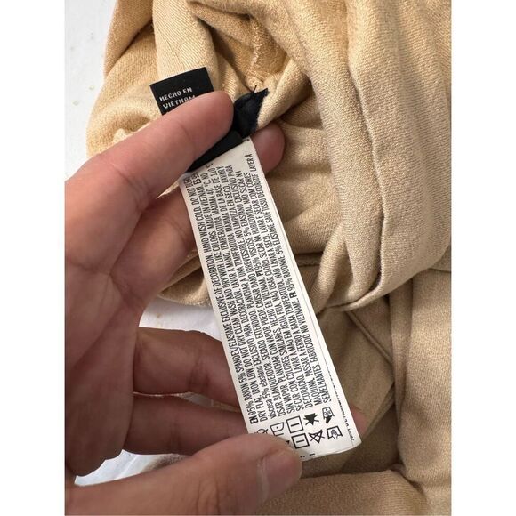 Forever 21 Tan Ruched Cutout Turtleneck Long Sleeve Crop Top Women’s Size Small - Picture 5 of 8